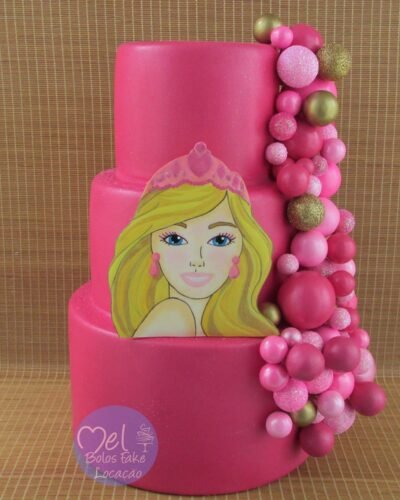 Bolo Barbie