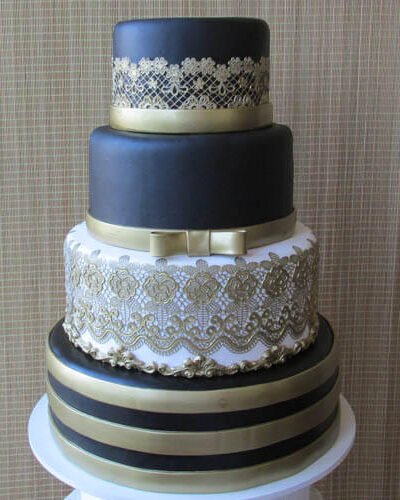 Bolo Preto Dourado cod4