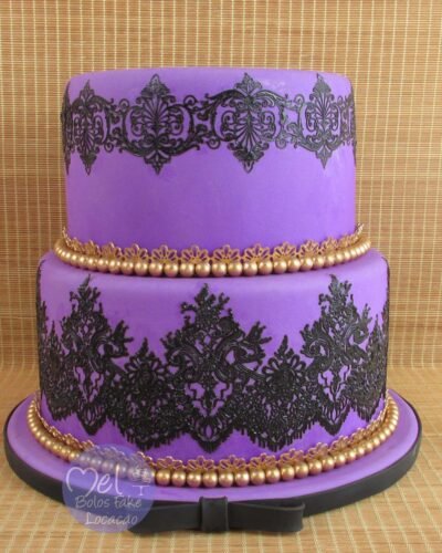 Bolo Roxo Preto