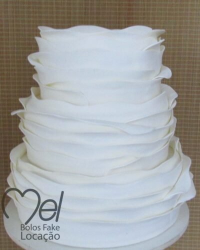 Bolo Ruffle Branco Cod04